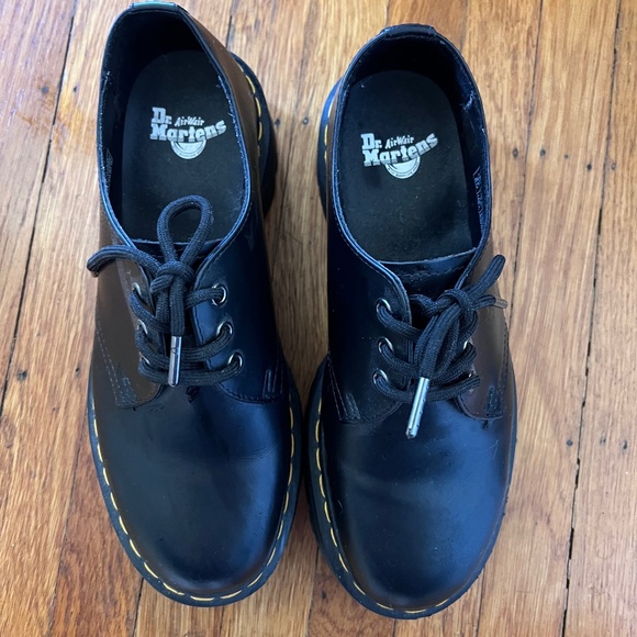 DR. MARTENS 1461 SMOOTH LEATHER PLATFORM SIZE 10 - Picture 1 of 7
